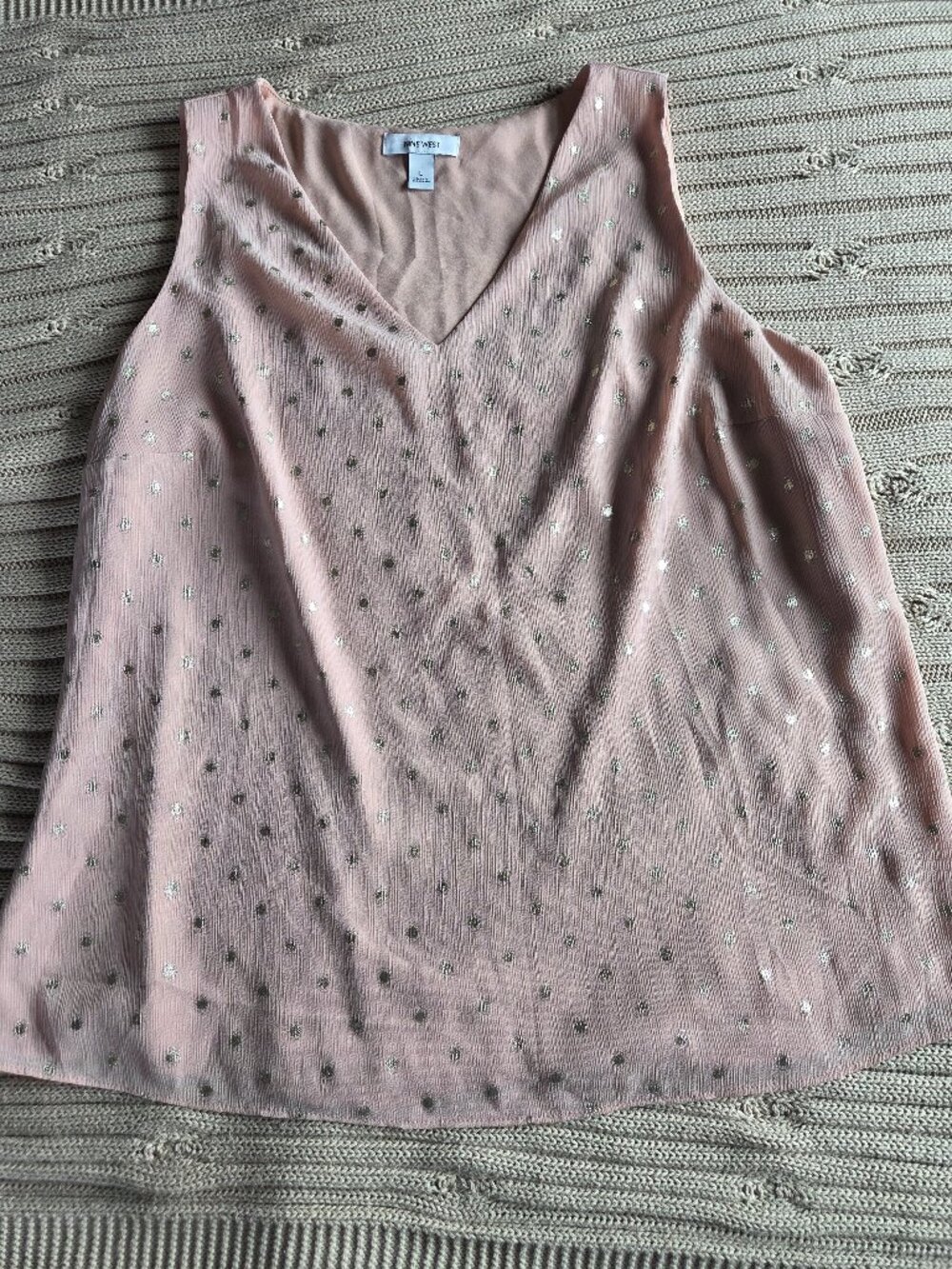 Nine West Peach and Gold Shinmery Tank